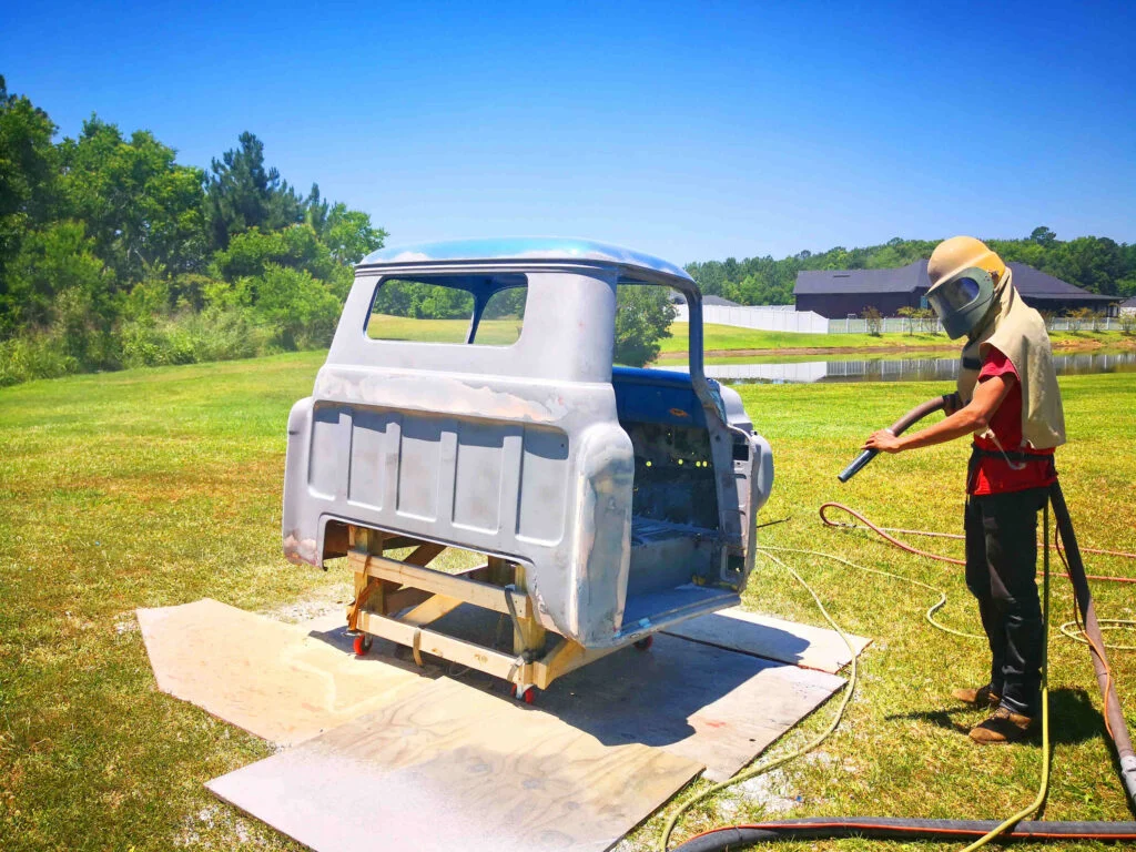 1955_chevy_truck_sandblasting-03-1024x768